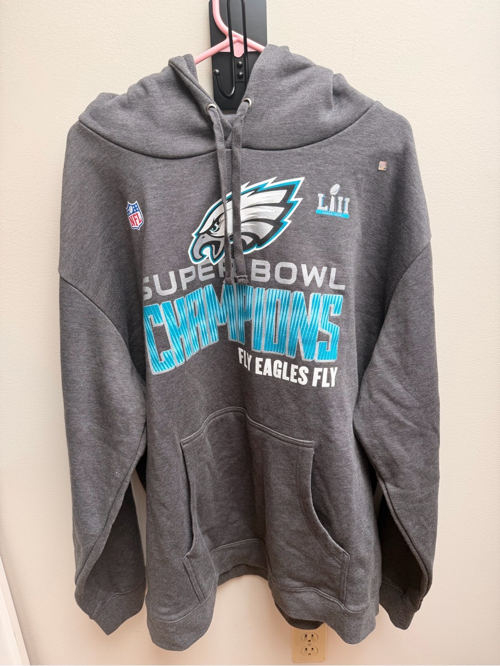 Men’s 3XL Philadelphia Eagles LII Super Bowl Champions Gray Hoodie